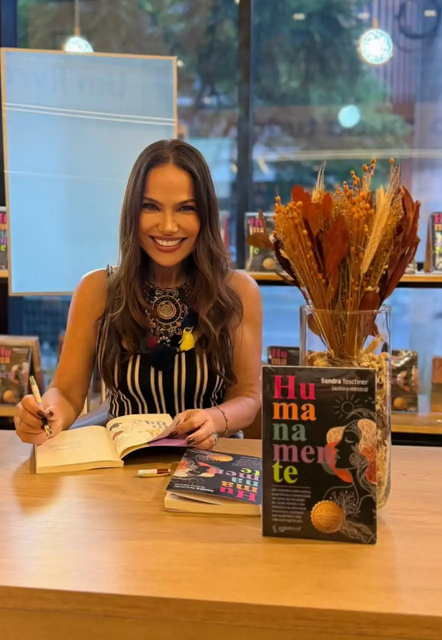 Imagem de Sandra Teschner e coautores lançam o livro “Humanamente” em Salvador